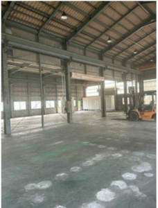 行田市大字堤根829-1 吹上貸倉庫