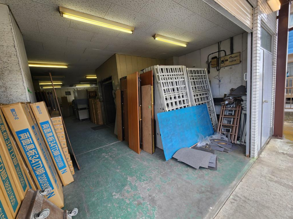 川口市中青木5-13-3 西川口貸倉庫