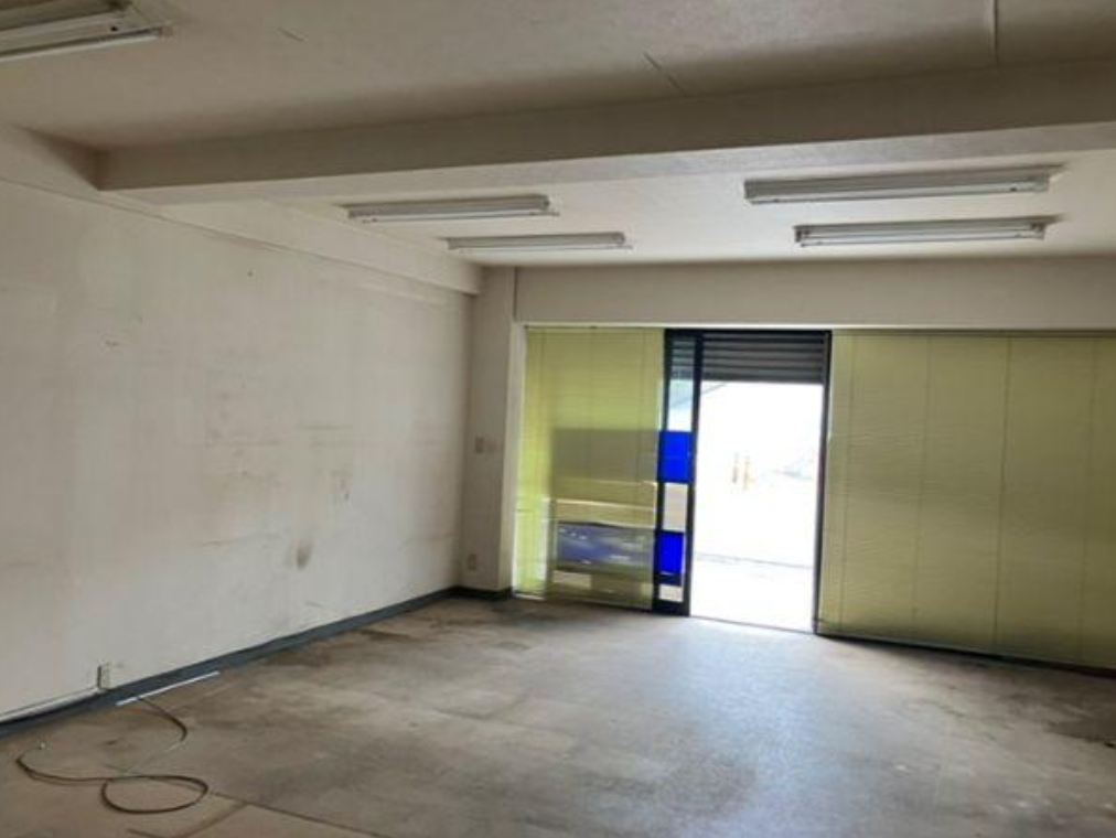 横浜市都筑区佐江戸町523-1 サンコート中山