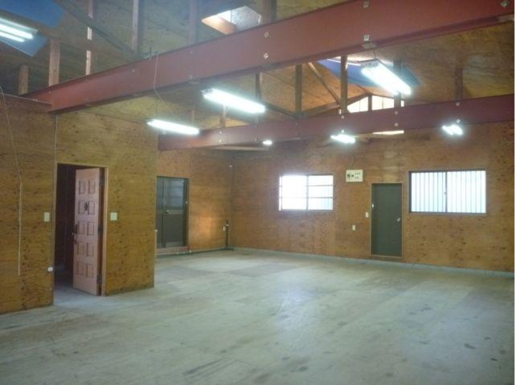 四街道市大日835-10 四街道貸倉庫