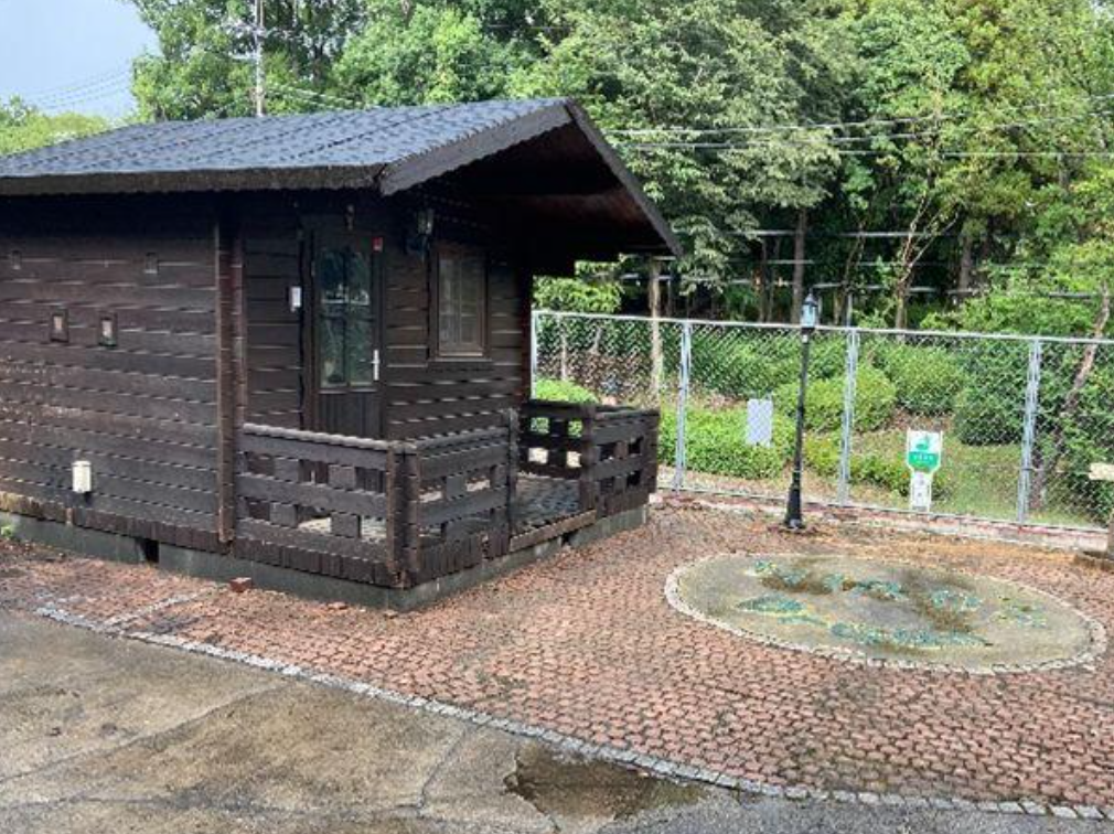 柏市逆井 三棟一括貸倉庫