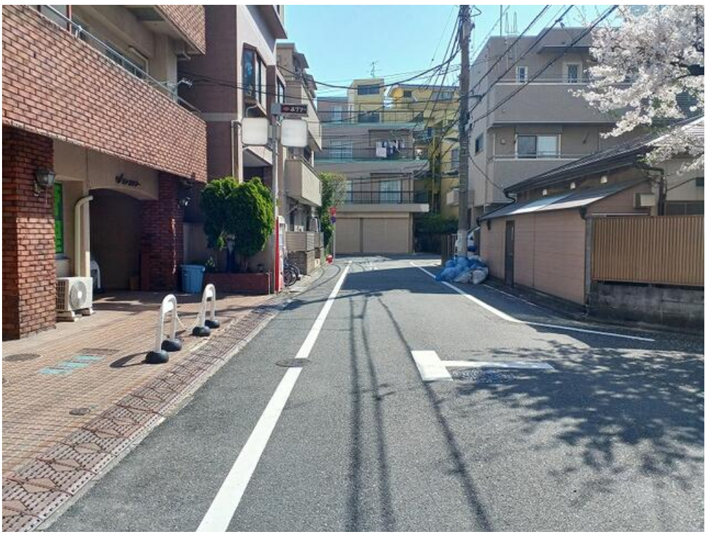 荒川区東日暮里6-56-4 荒川区東日暮里倉庫
