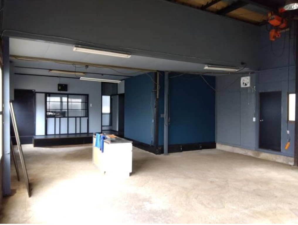 八街市朝日87-3 朝日８７貸倉庫