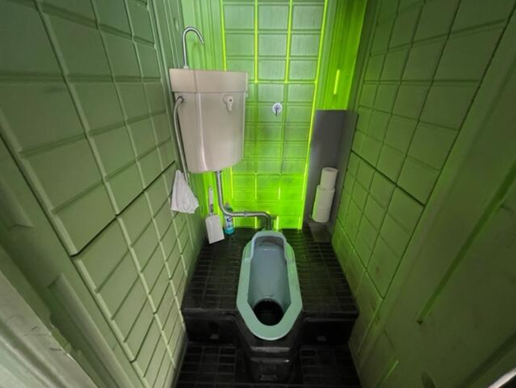 越谷市大字西新井129-2 西新井貸倉庫