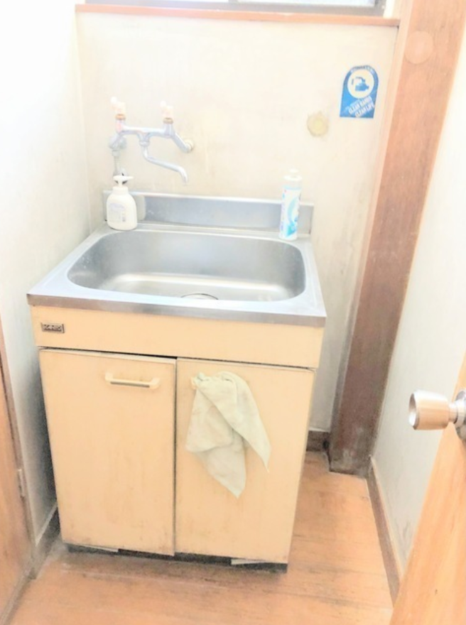 川口市上青木3-7-28 上青木２丁目倉庫