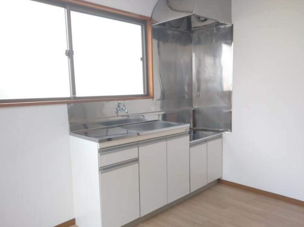 市川市南八幡5-7-14 南八幡５丁目貸倉庫