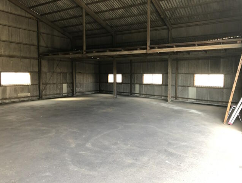 越谷市谷中町1-159-1 越谷谷中８６倉庫