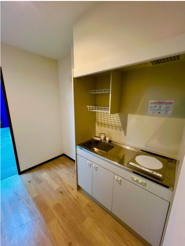 川崎市幸区東小倉22-41 ハイツはなぶさ貸倉庫