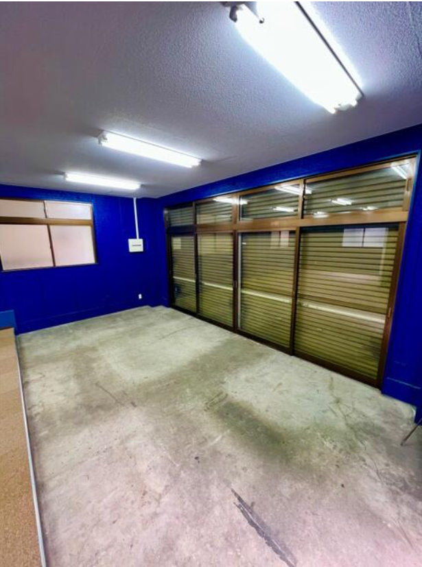 川崎市幸区東小倉22-41 ハイツはなぶさ貸倉庫