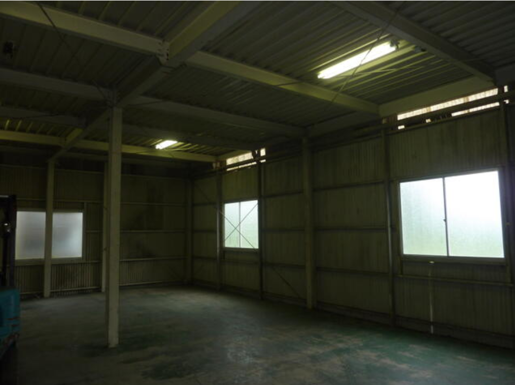 入間郡越生町大字黒岩299-1 越生倉庫