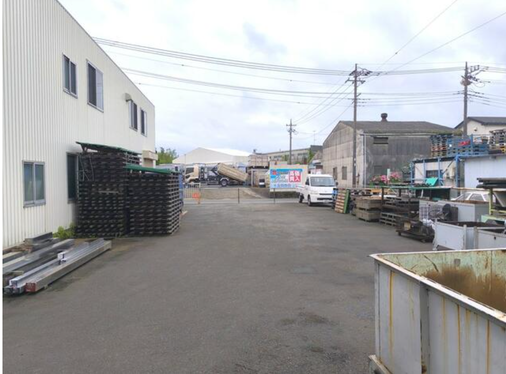 綾瀬市吉岡東4-9-35 鈴木リース工場