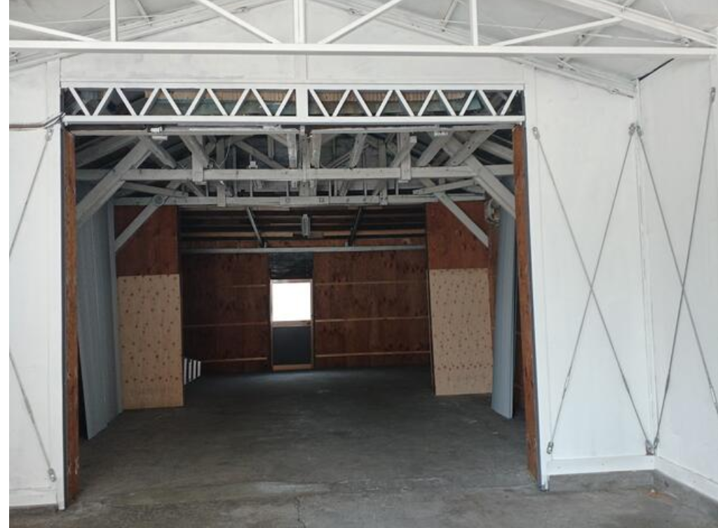 墨田区立川2-13-8 吉田倉庫