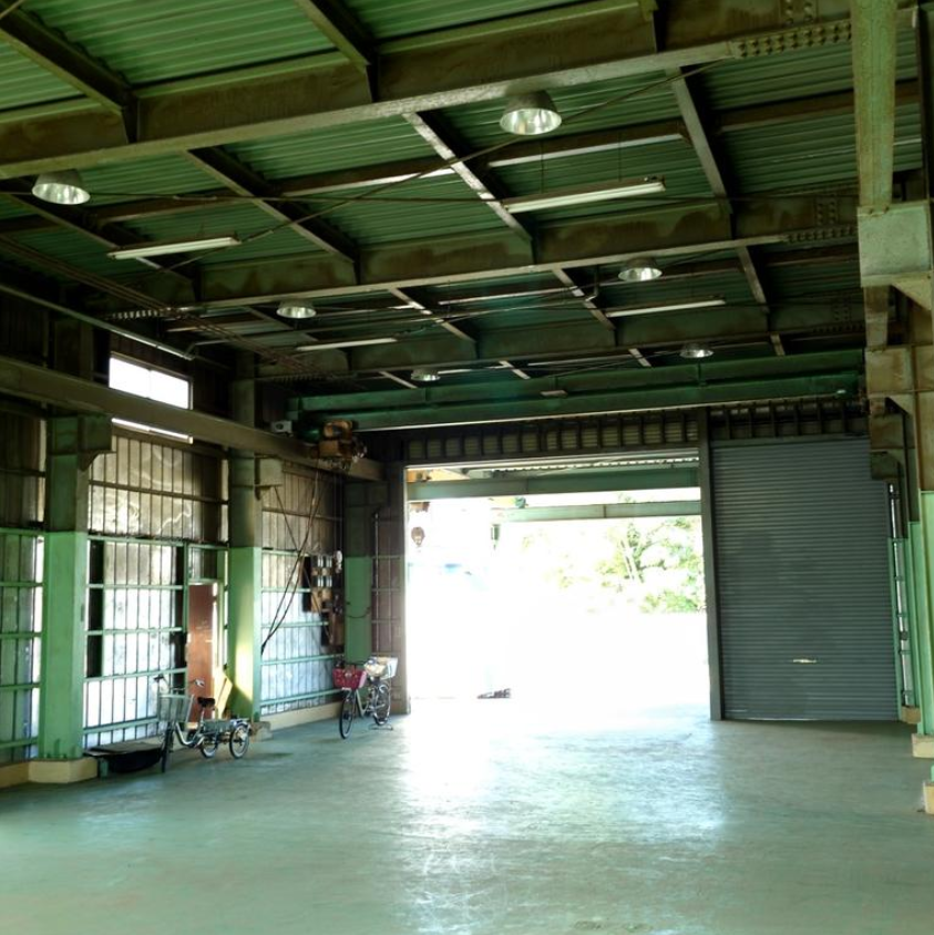 越谷市七左町8-137-2 新越谷貸倉庫