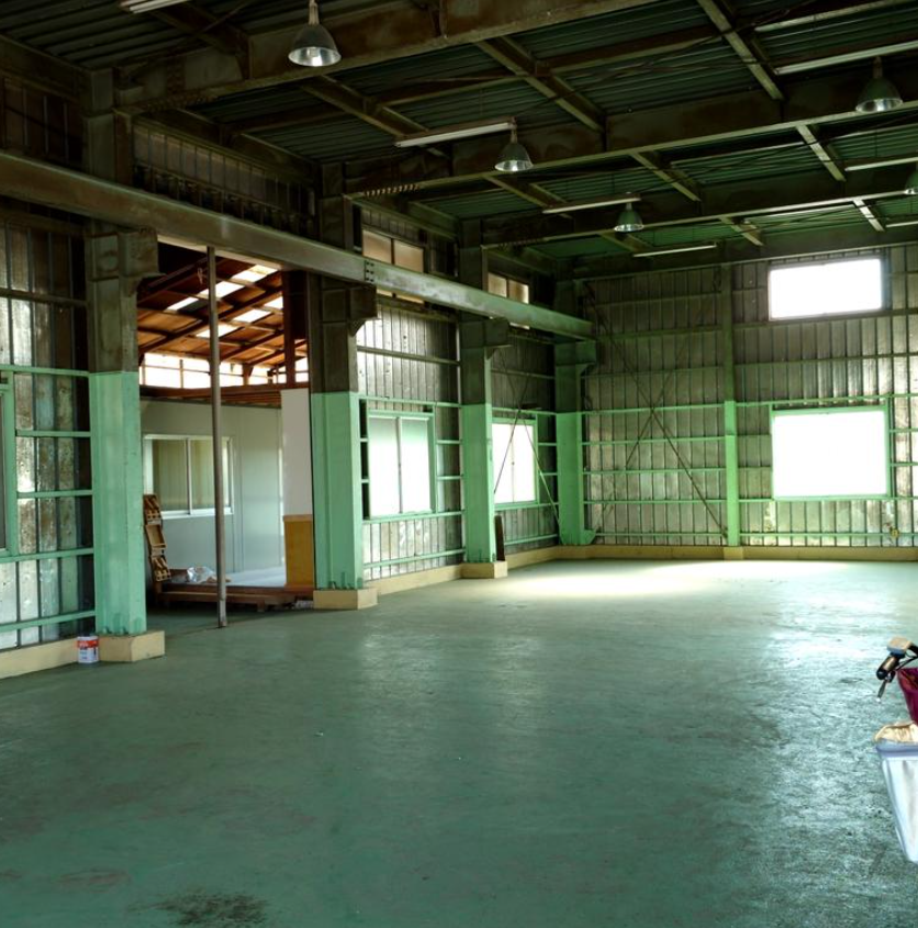 越谷市七左町8-137-2 新越谷貸倉庫