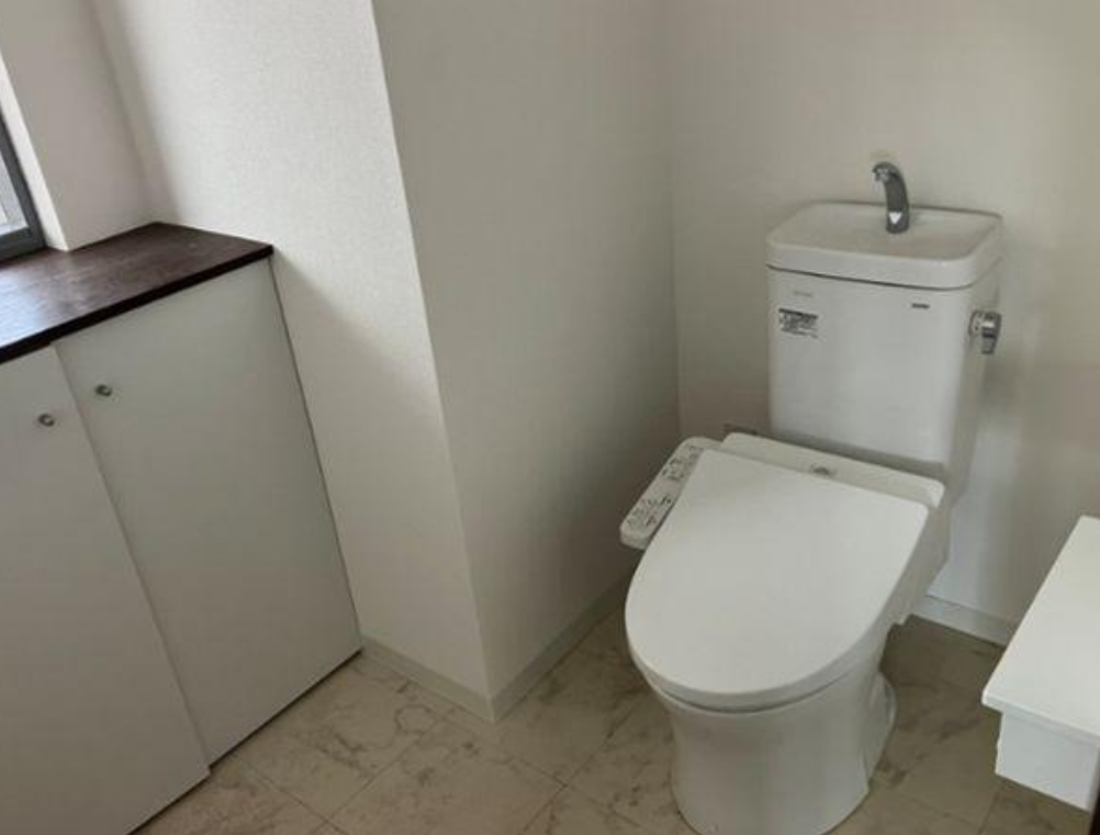 横浜市神奈川区片倉1-8-3 片倉町貸倉庫