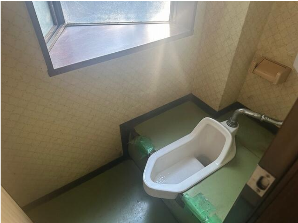 所沢市大字中富68-2 鶴瀬貸倉庫