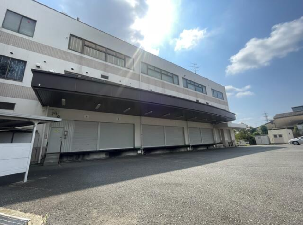 横浜市戸塚区上矢部町2289 踊場貸倉庫