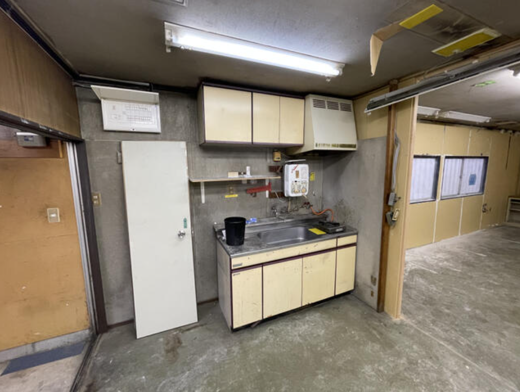 相模原市南区下溝781-6 原当⿇貸倉庫