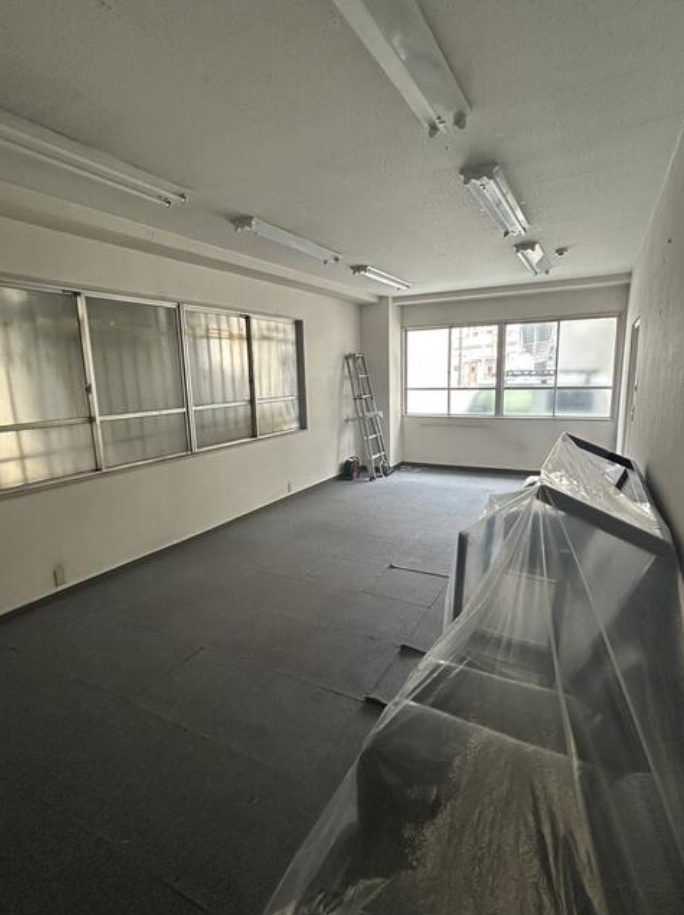 横浜市西区中央1-17-27 中央ビル