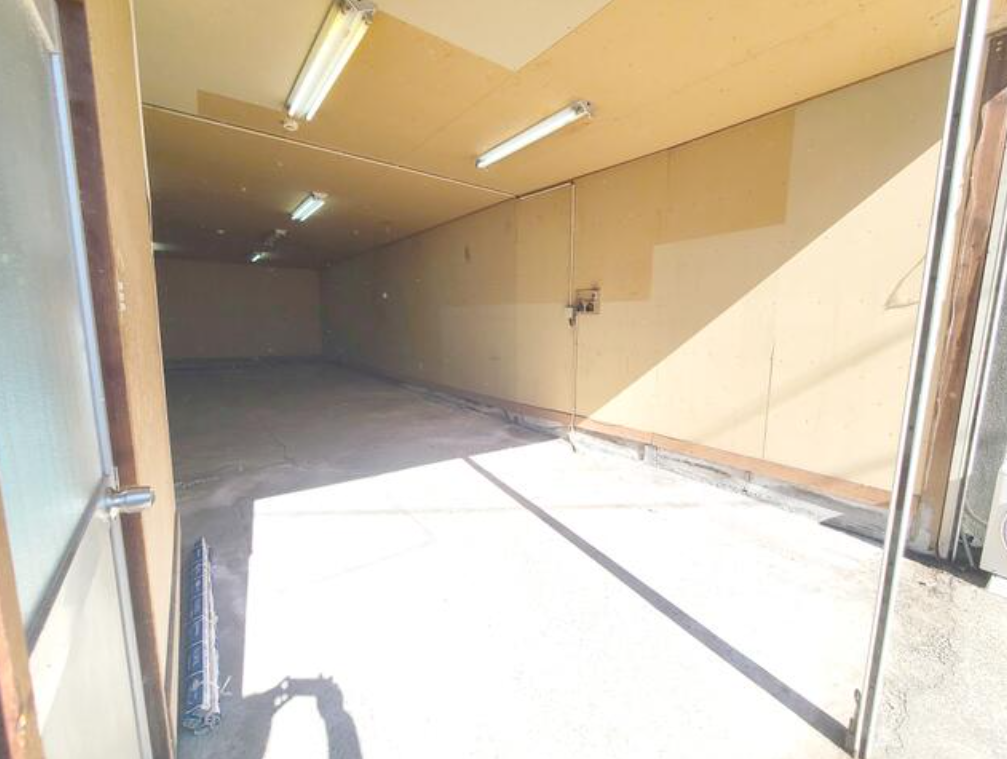 大田区東馬込1-10-13 大塚倉庫