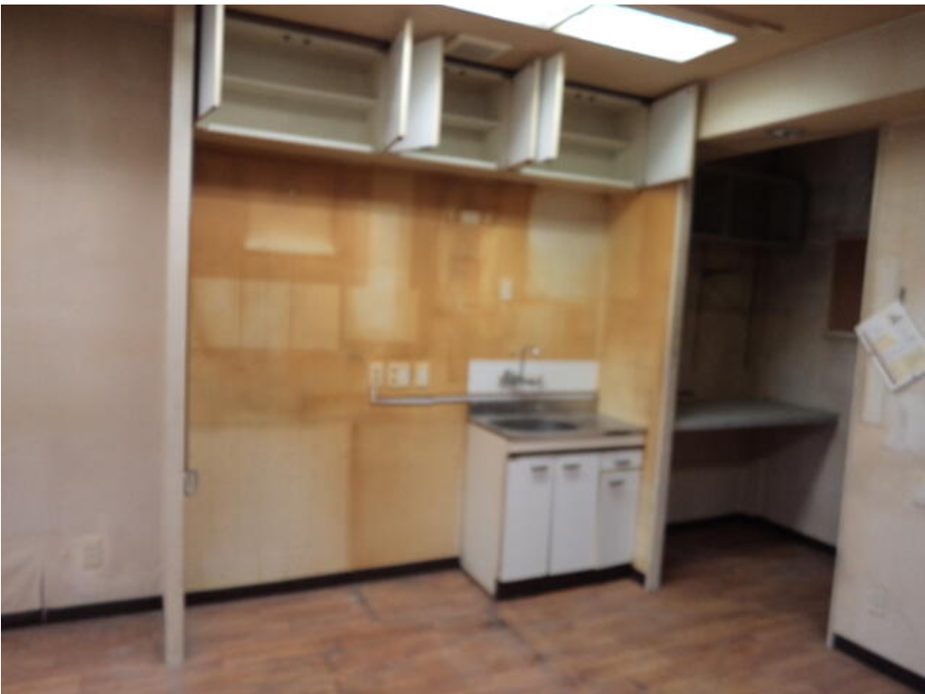 豊島区雑司が谷1-21-4 吉田ビル