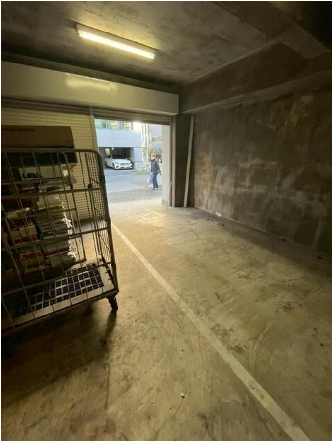 墨田区緑4-5-8 オーエム第一マンション倉庫・ガレージ