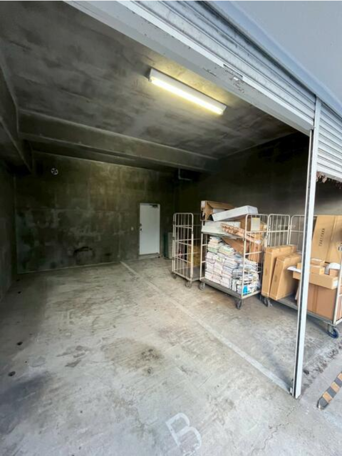 墨田区緑4-5-8 オーエム第一マンション倉庫・ガレージ