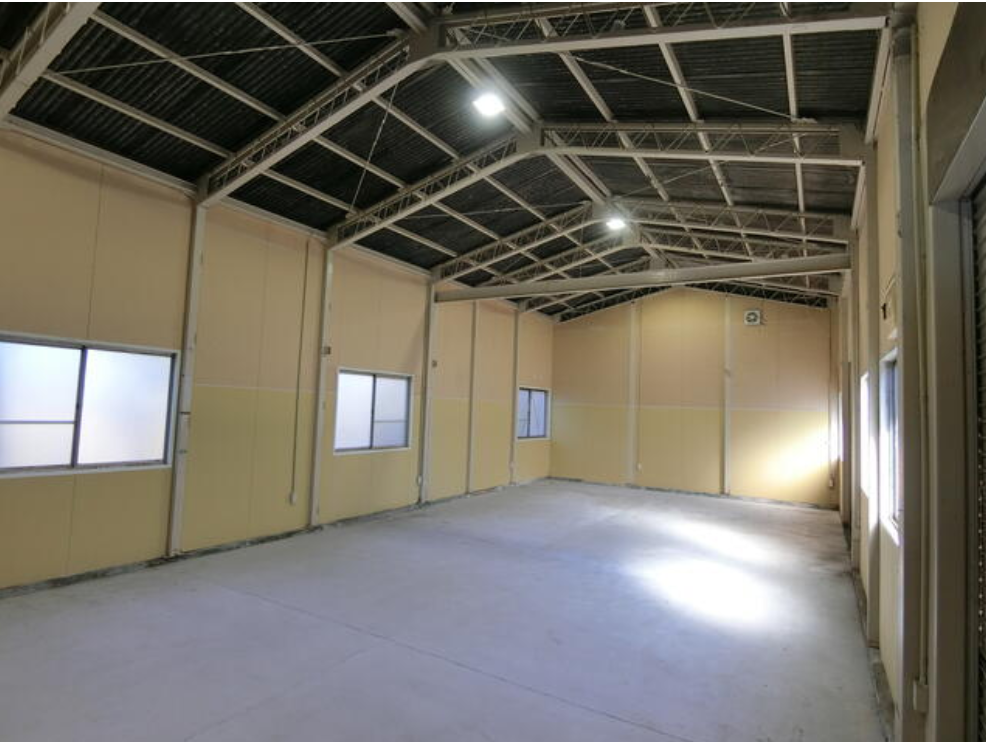 相模原市中央区田名5953-3 田名望地貸倉庫