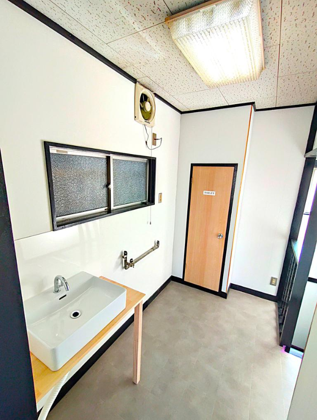 荒川区東尾久5-39-14 熊野前貸店舗