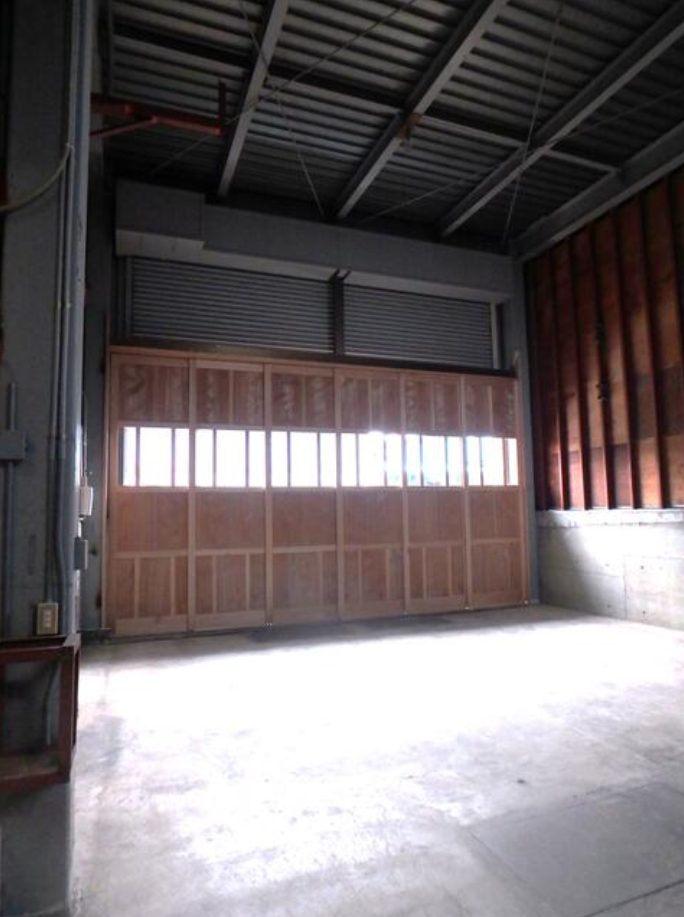 川口市八幡木2-12-2 第二河路ハイツ倉庫