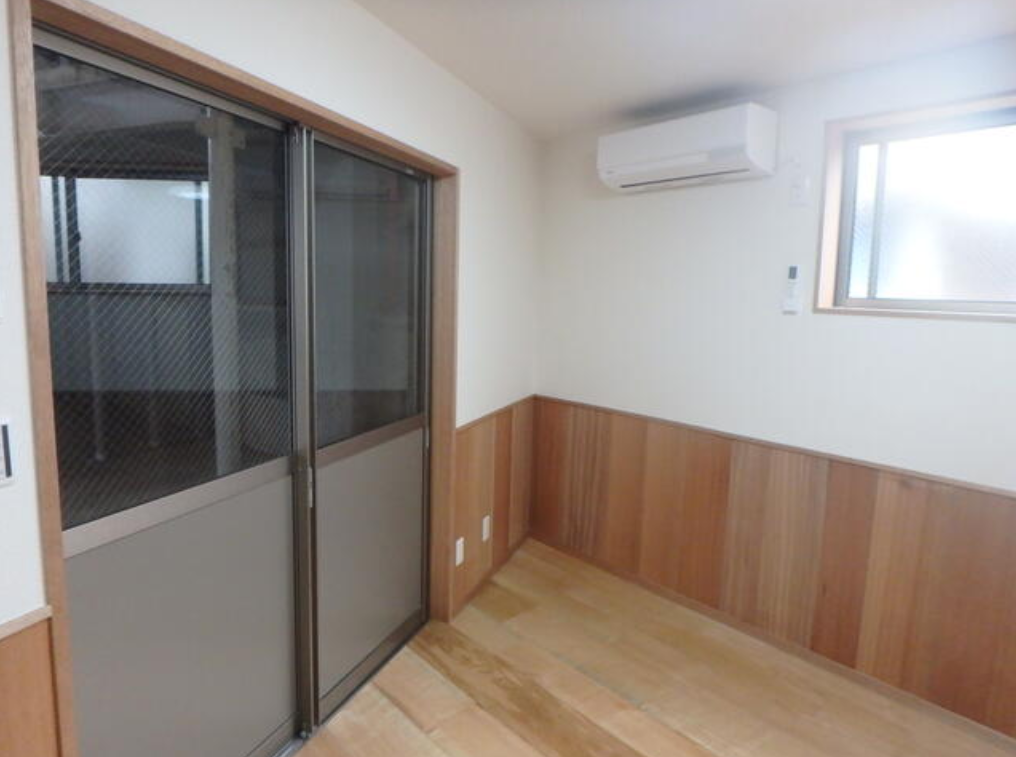 川口市八幡木2-12-2 第二河路ハイツ倉庫