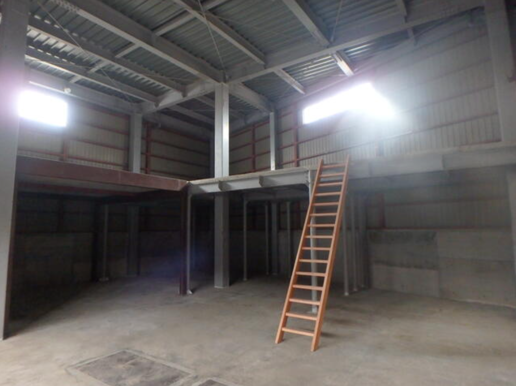 川口市八幡木2-12-2 第二河路ハイツ倉庫