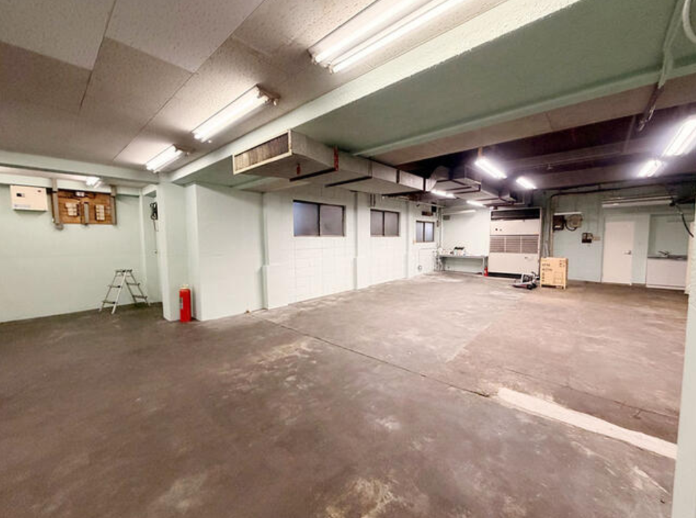 新宿区赤城下町51  高地ビル