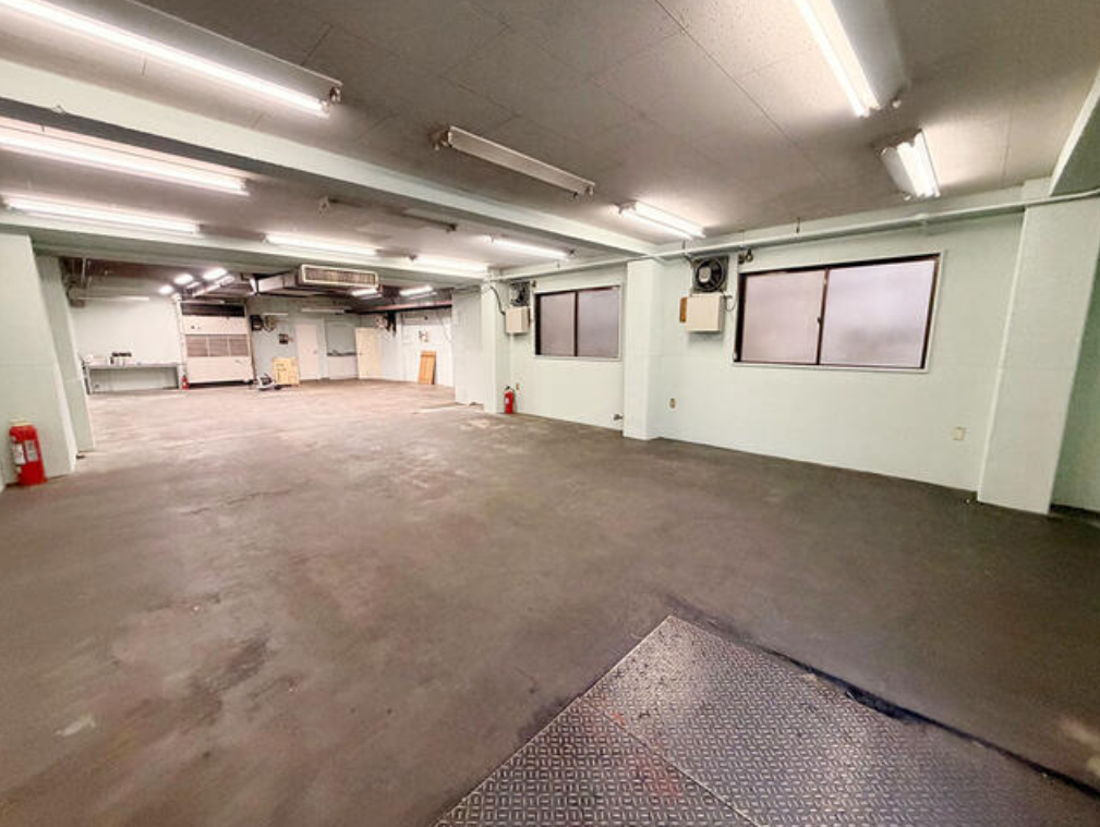 新宿区赤城下町51  高地ビル