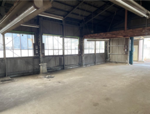 上尾市大字菅谷221-1 北上尾売工場