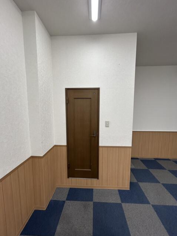 横浜市都筑区牛久保西2-4-8 中川貸倉庫