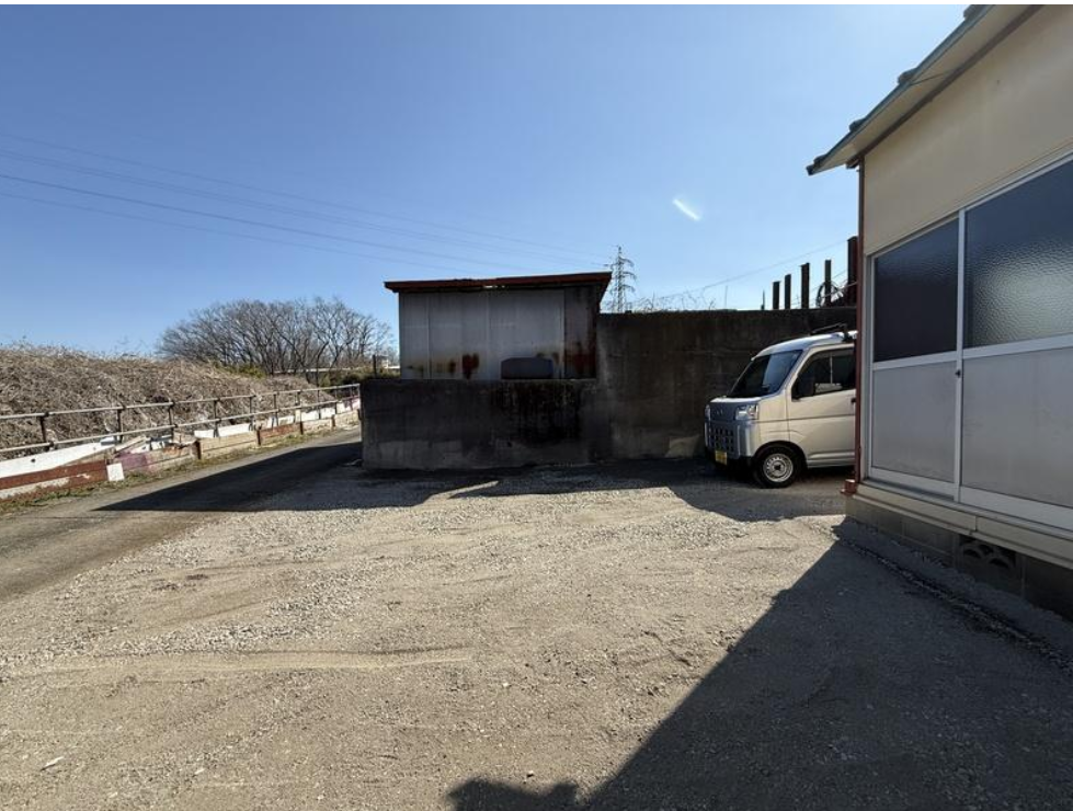 八王子市犬目町855-23 八王子市犬目町倉庫