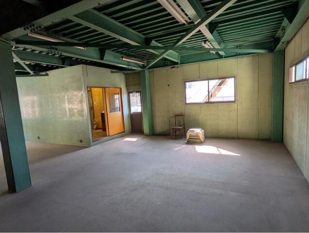 足立区入谷7-16-23 入谷倉庫