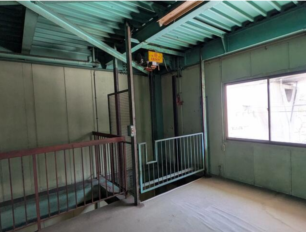 足立区入谷7-16-23 入谷倉庫