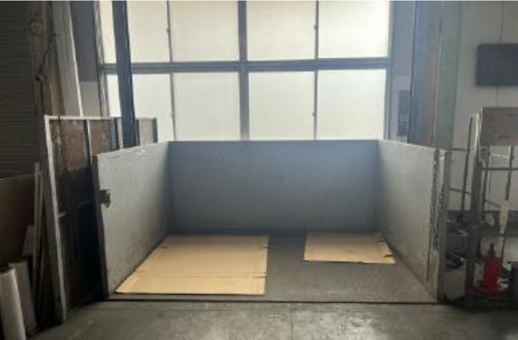 草加市弁天4-18-29 獨協大学前貸倉庫