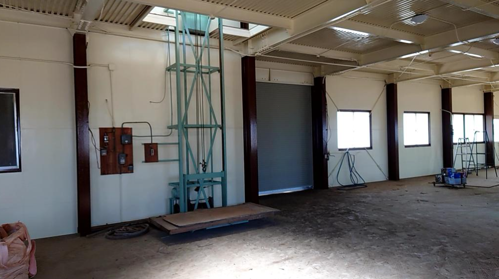 白岡市太田新井1230 東武動物公園貨倉庫