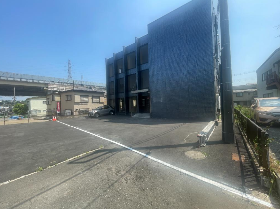川崎市宮前区南野川2-48-20 東山田貸倉庫