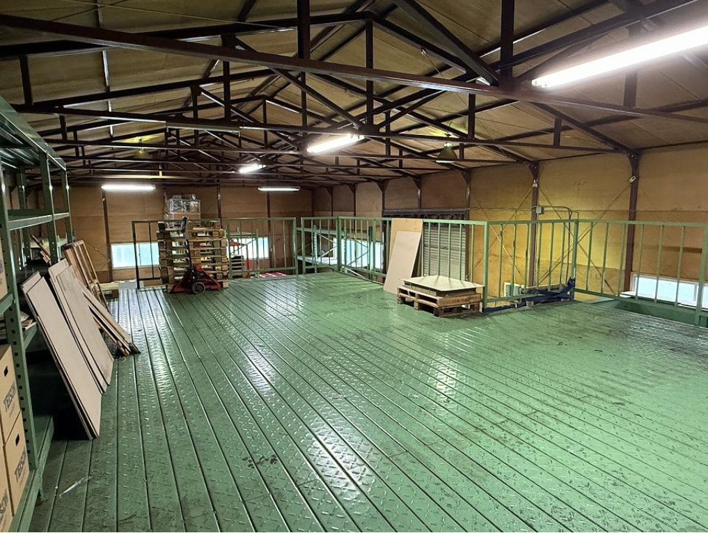 千葉市花見川区柏井町909 花見川倉庫作業所