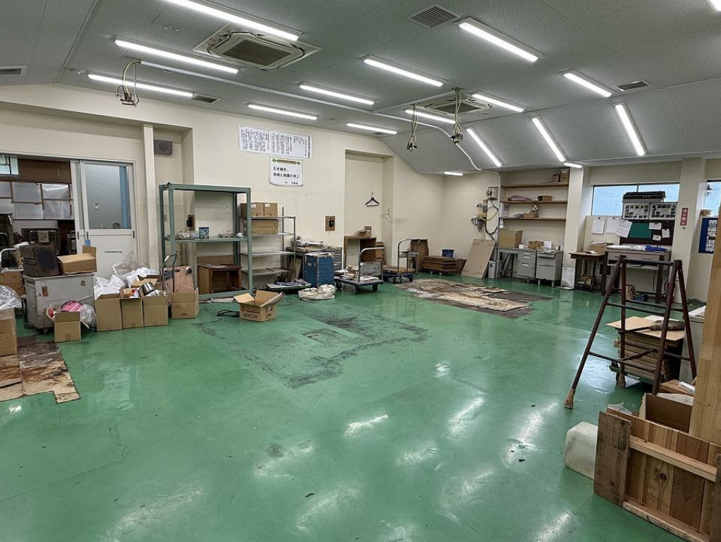 千葉市花見川区柏井町900 花見川倉庫作業所