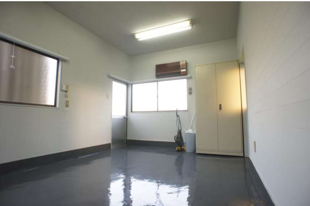 蓮田市大字貝塚4-1 蓮田市貝塚工場