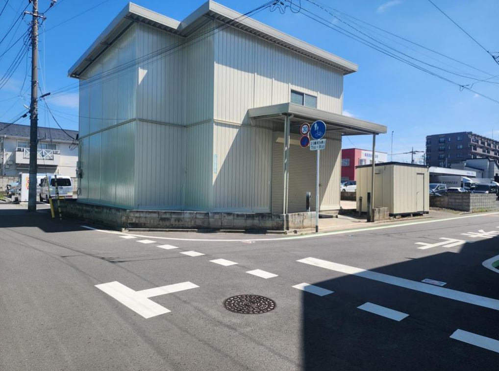 川口市前上町26-26 鳩ヶ谷貸倉庫