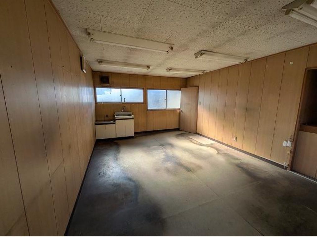 横浜市都筑区池辺町 貸倉庫 25坪 KJ倉庫池辺町