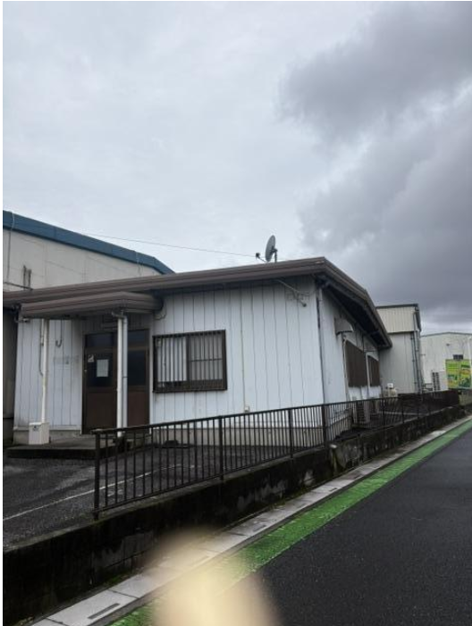 川口市大字峯 貸倉庫 346坪 峯油や倉庫２