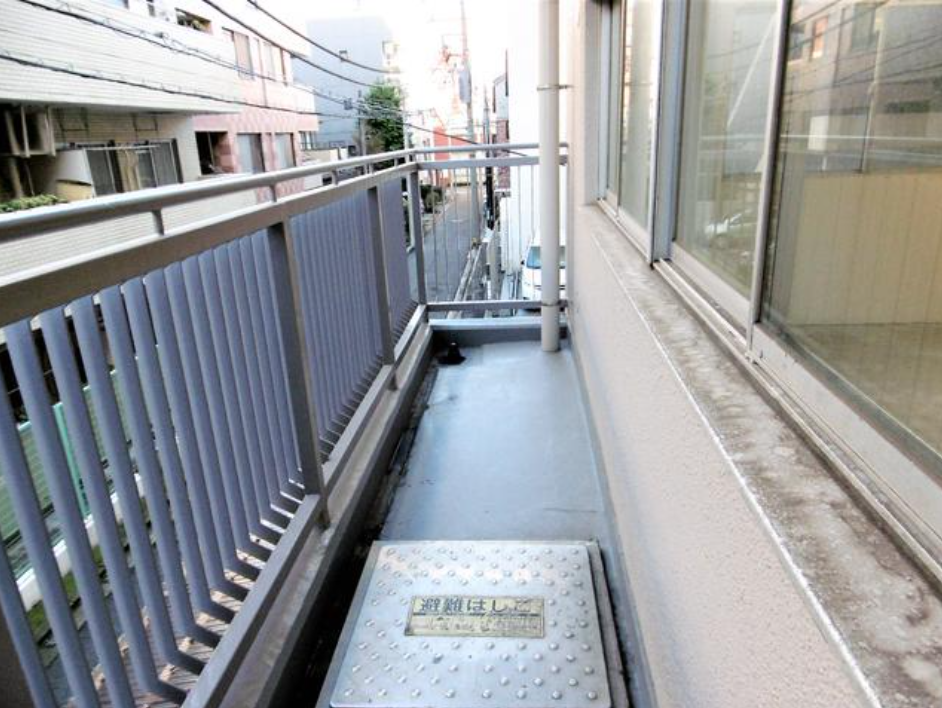 横浜市中区本牧町 貸倉庫 26坪